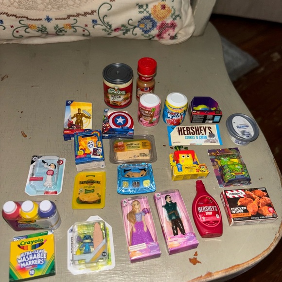 Zuru Mini brands Miniature Toy and Food Collectibles Set 24 pc - Picture 1 of 7